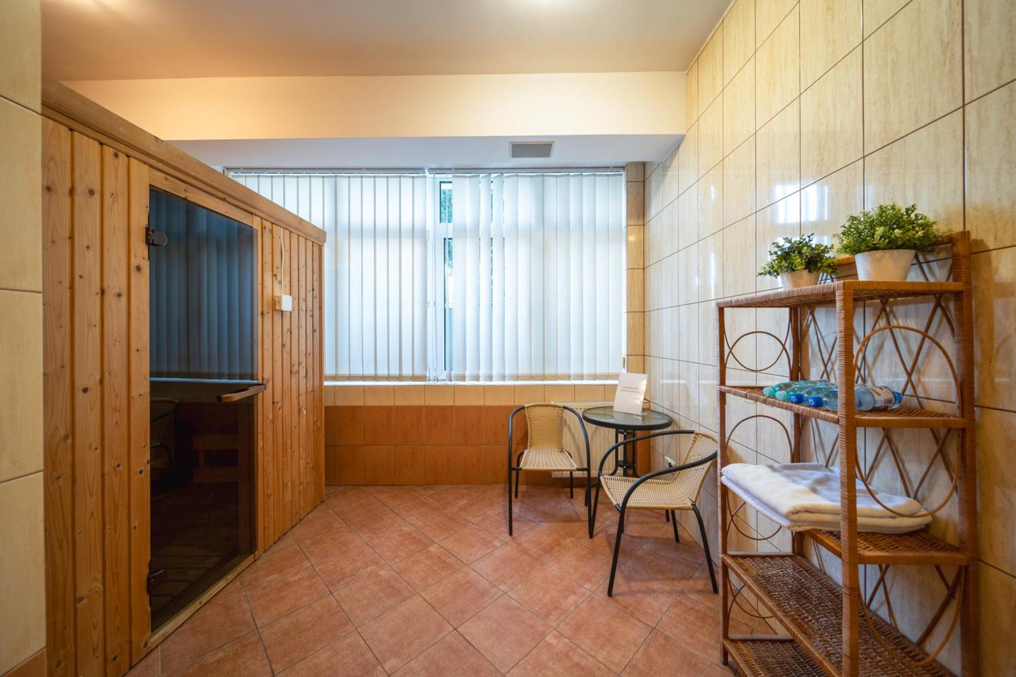 Hotel Gromada Poznań Buitenkant foto