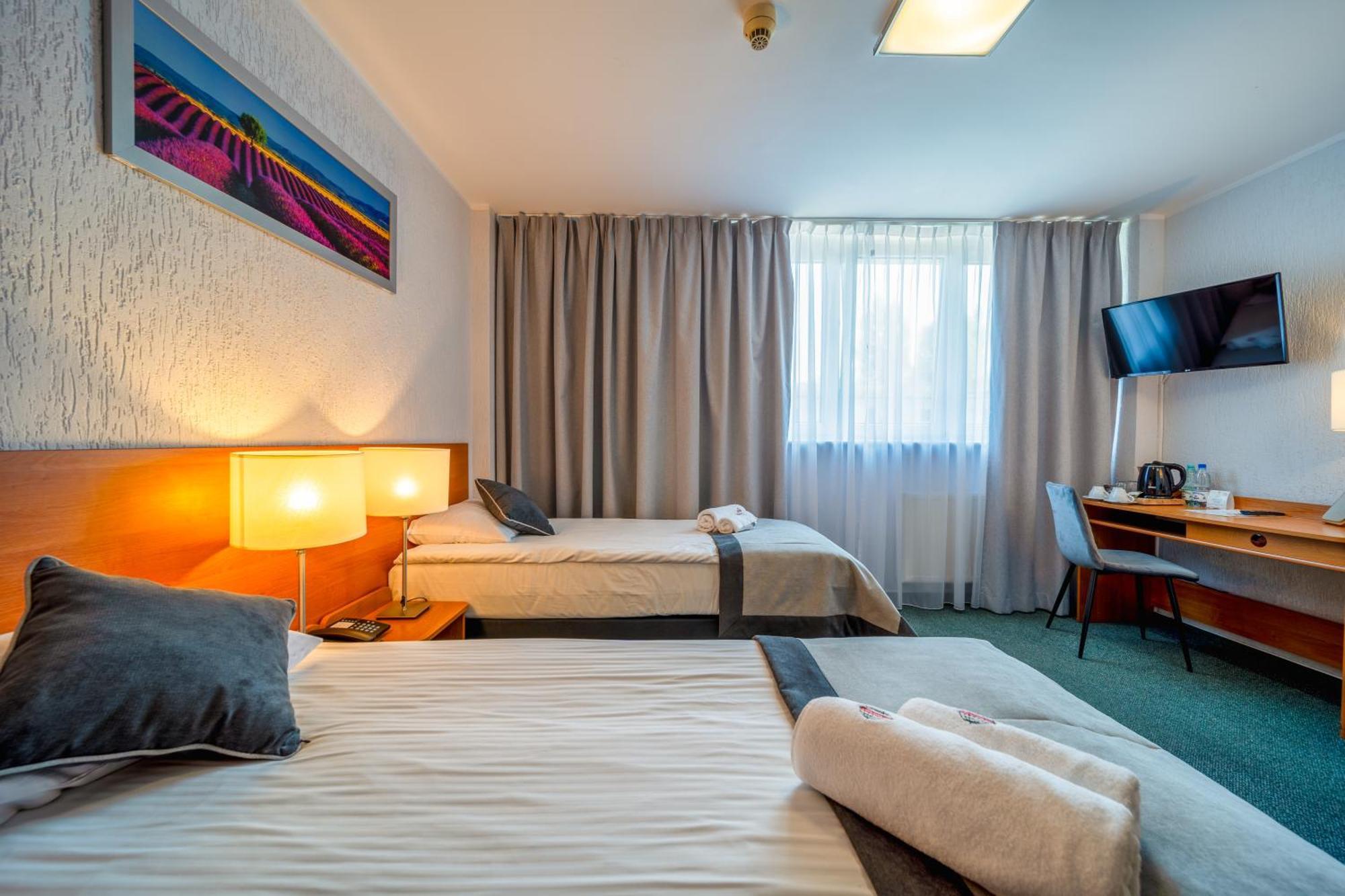 Hotel Gromada Poznań Buitenkant foto