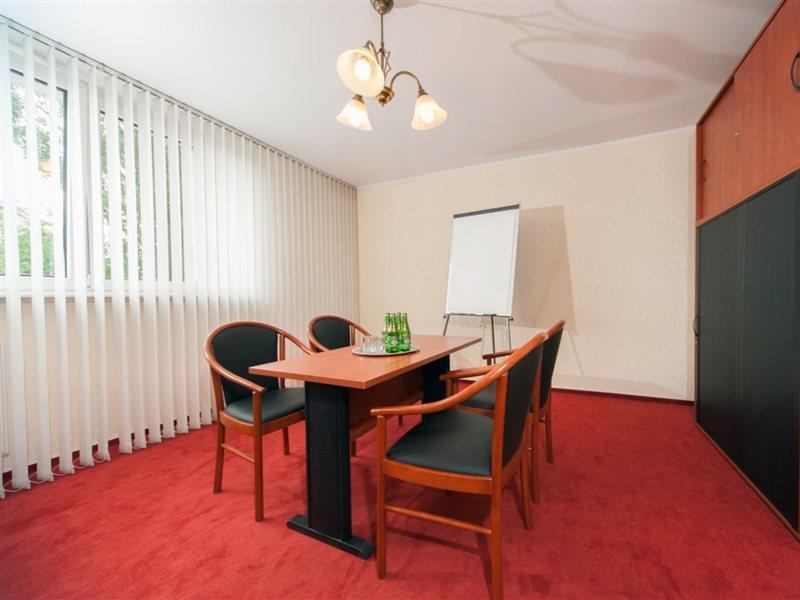 Hotel Gromada Poznań Buitenkant foto